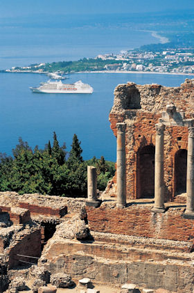 Vacations Magazine: 10 Uncommon Ports of the Med